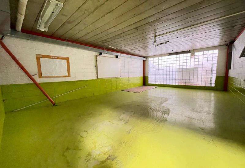 Casa sem mobília de 873 m² com 1 quarto e 1 banheiro — photo 12