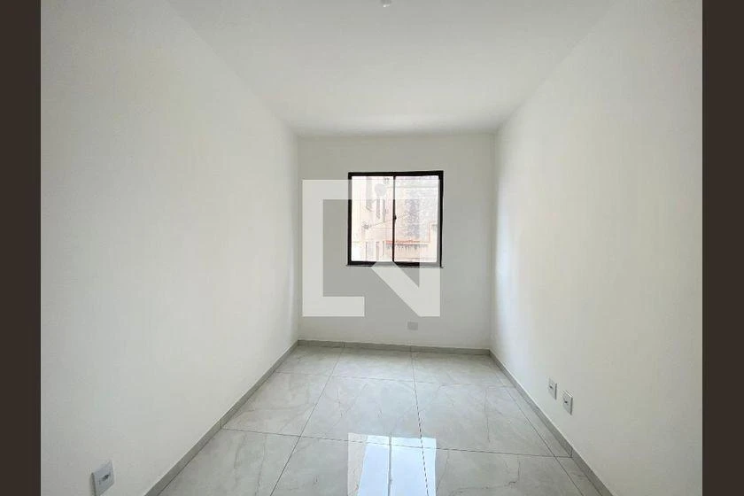 Unfurnished 2-bedroom apartment, 500 m² and 4 parking spaces — photo 4