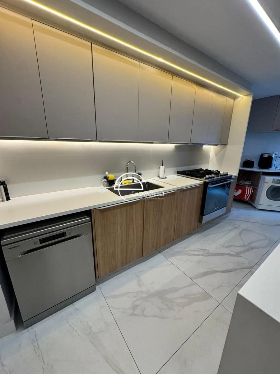 Apartamento mobiliado, 200 m², com janelas do piso ao teto — photo 29