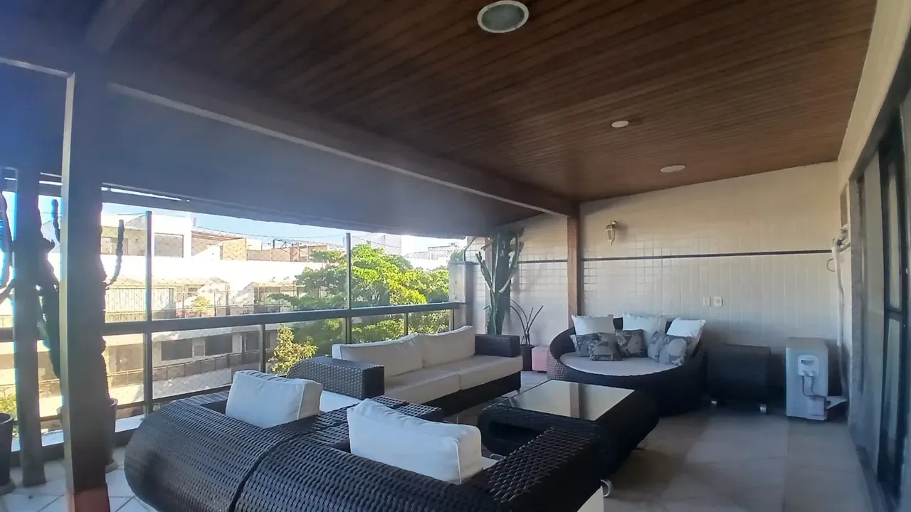 3-bedroom apartment with a bathtub in Rio de Janeiro — photo 25