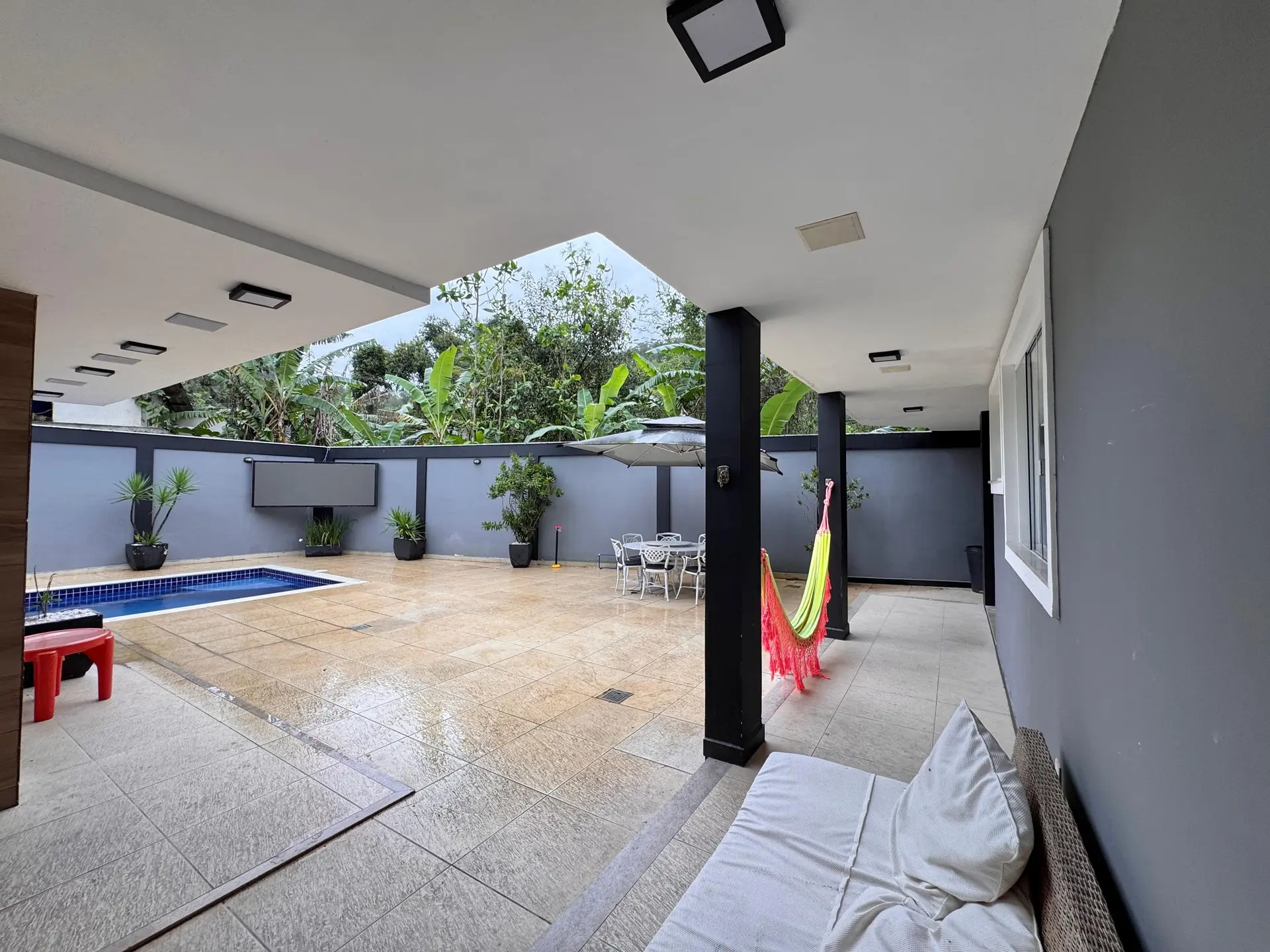 Casa mobiliada com 6 quartos e 6 banheiros — photo 22