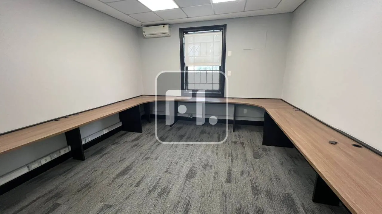 Дом с 4 спальнями, 4 ванными и 160 м² — photo 17