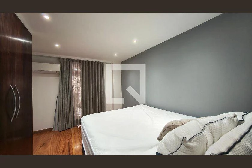 Washing machine in a 4-bedroom apartment, 205 m² — photo 25