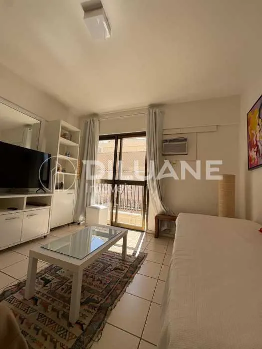 2-bedroom apartment with an open-plan kitchen — photo 19