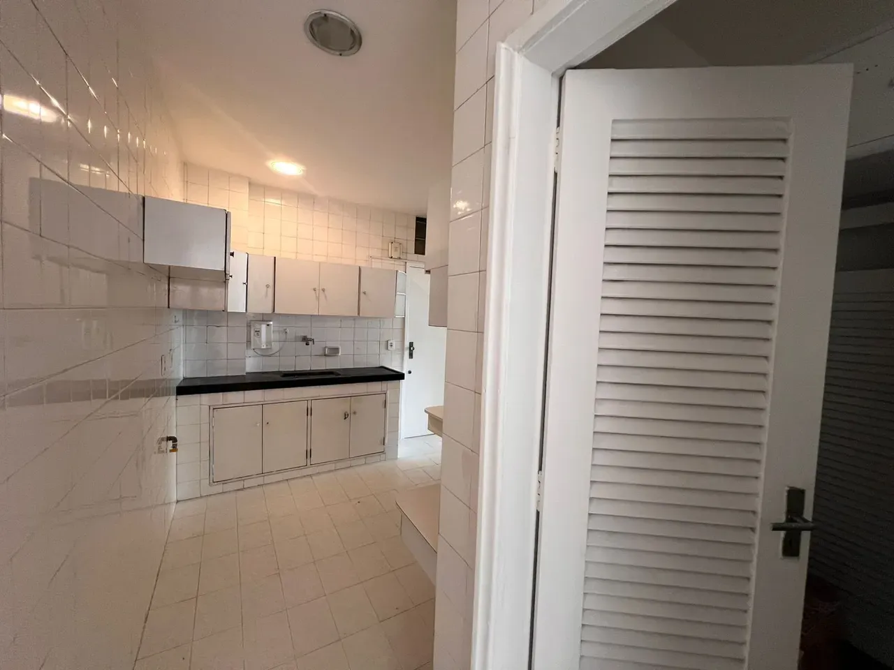 Water view in a 3-bedroom apartment, 121 m² — photo 19