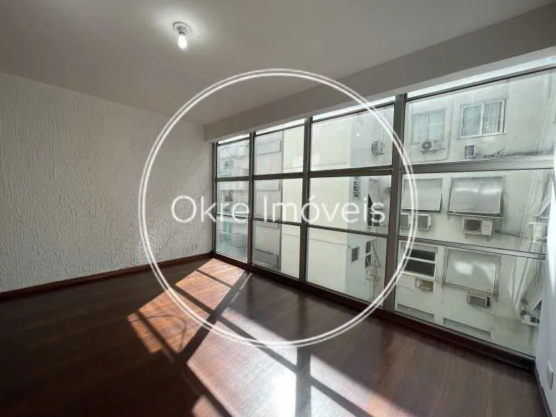 Квартира с 3 спальнями и сюит-ванной, 159 м² — photo 13