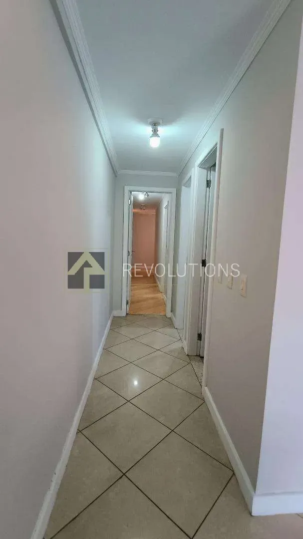 3-bedroom apartment with 1 suite and 4 bathrooms — photo 9