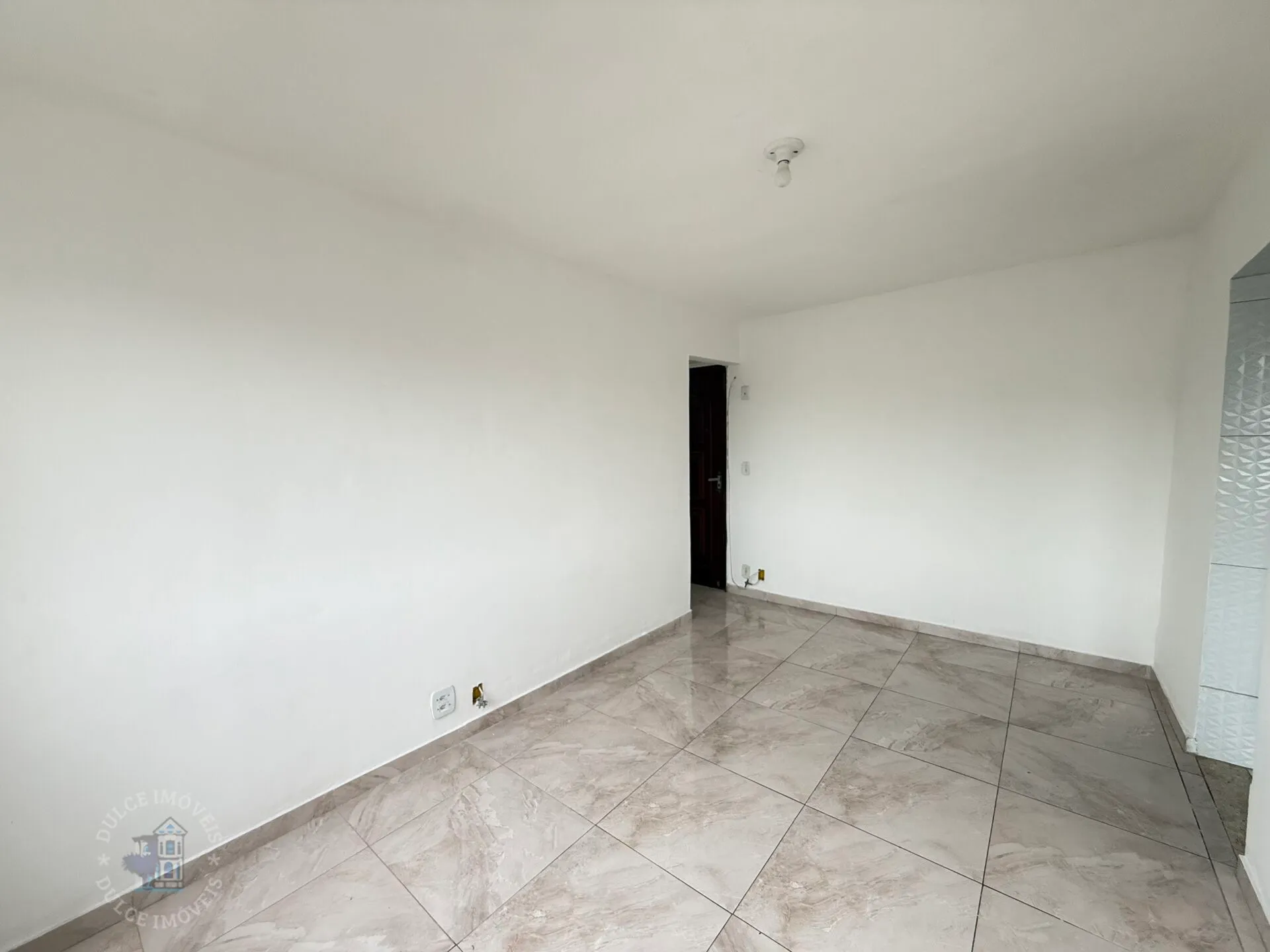 2-bedroom apartment in a building with a pool — photo 22