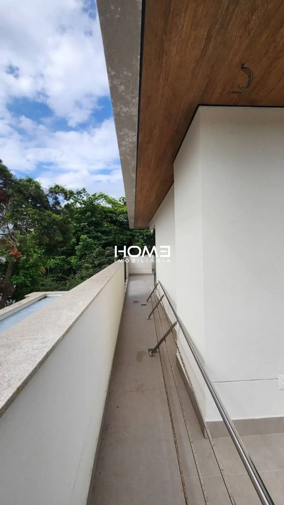 Furnished house, 357 m², with floor-to-ceiling windows — photo 12