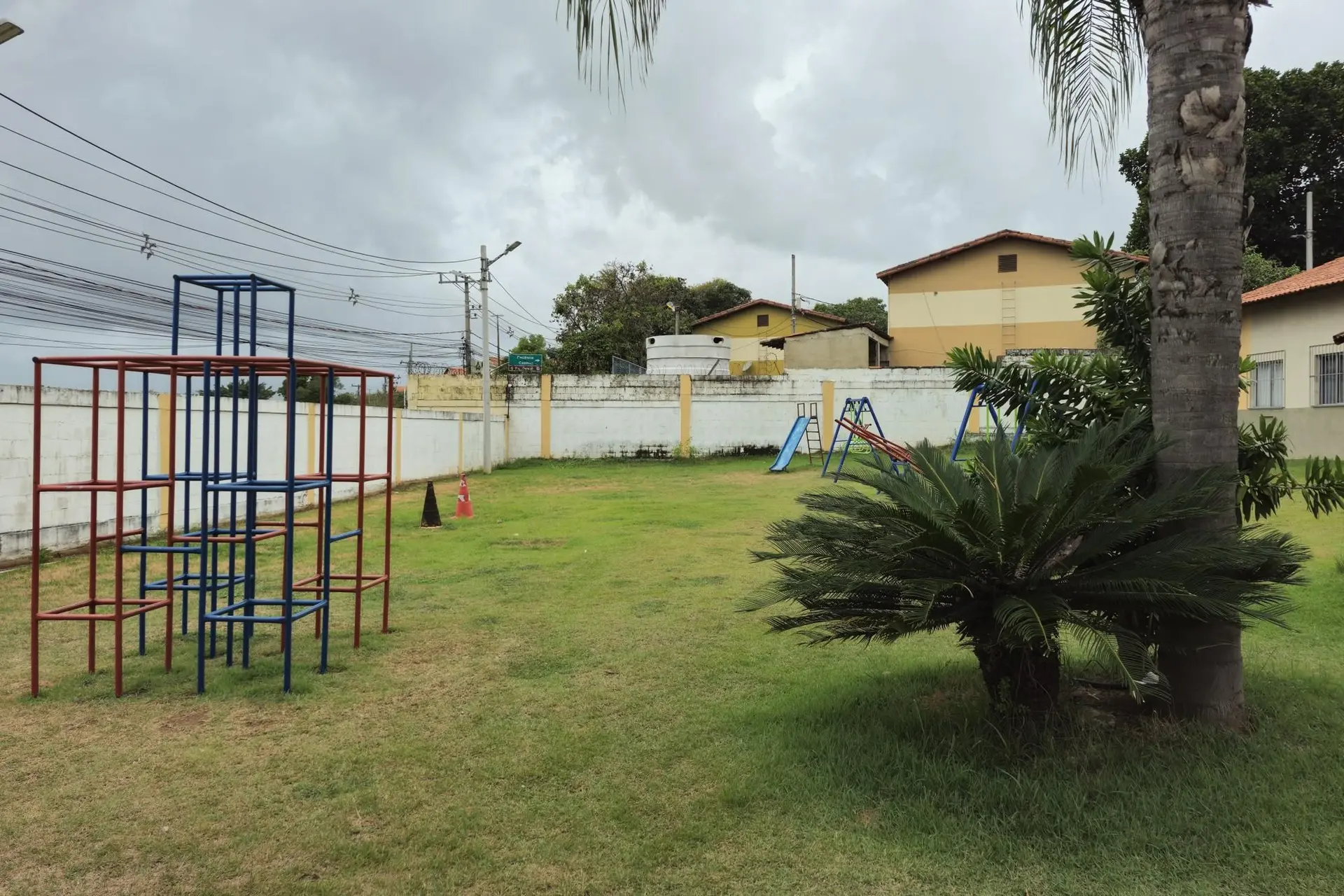 Furnished house with 2 bedrooms, balcony and pets allowed — photo 22