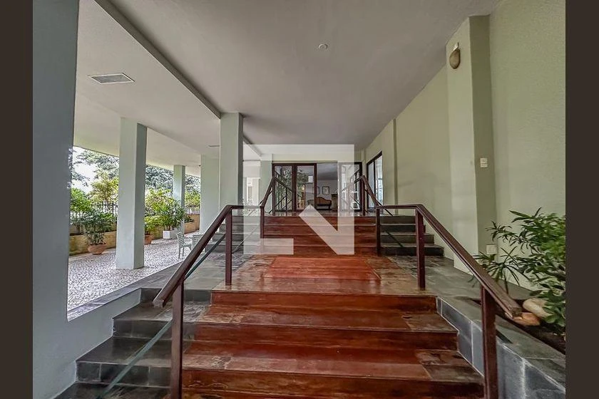 57 m² apartment with 2 bedrooms and a balcony — photo 44