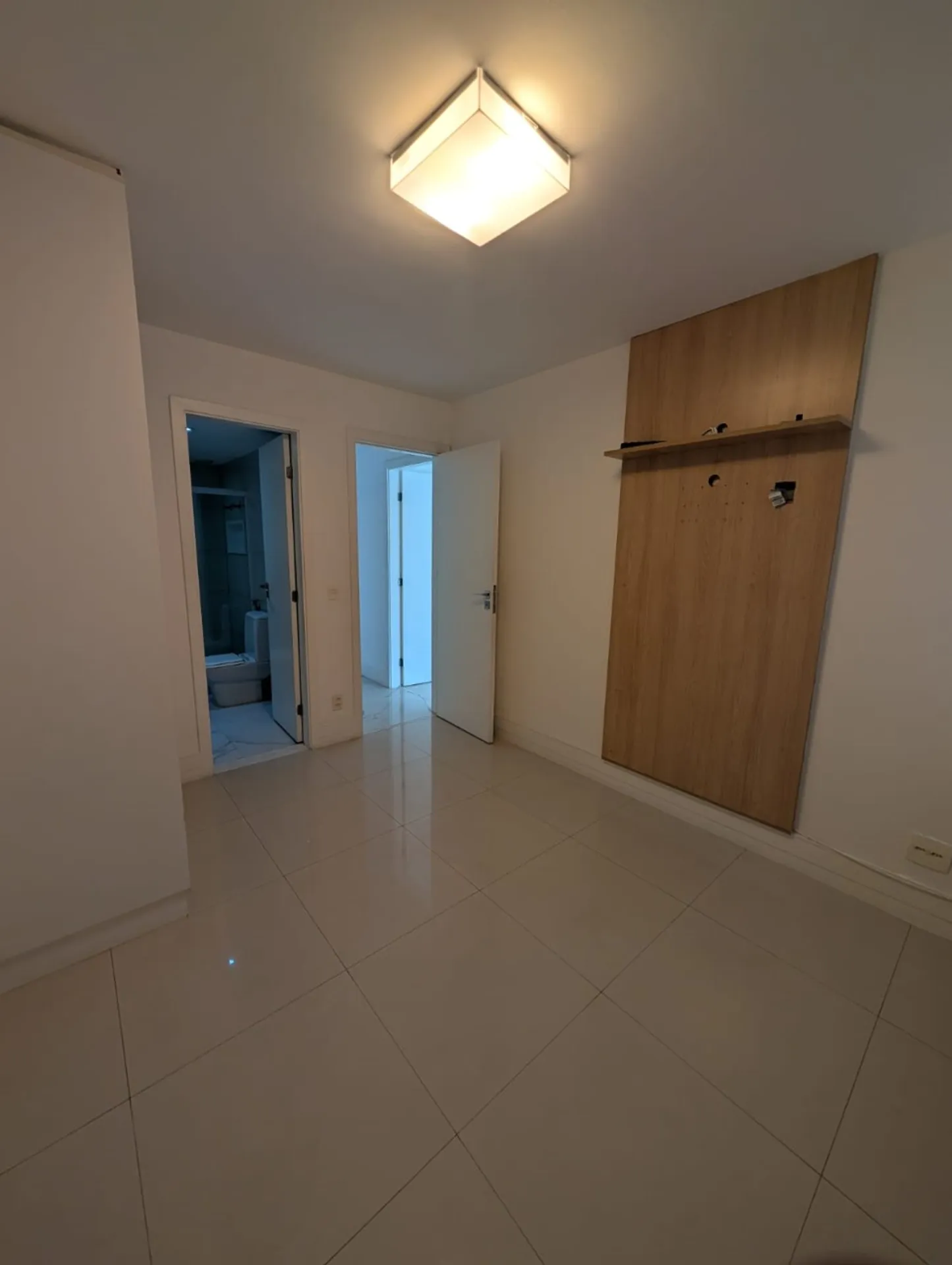 Apartment, 370 m², with a grill on the balcony — photo 5
