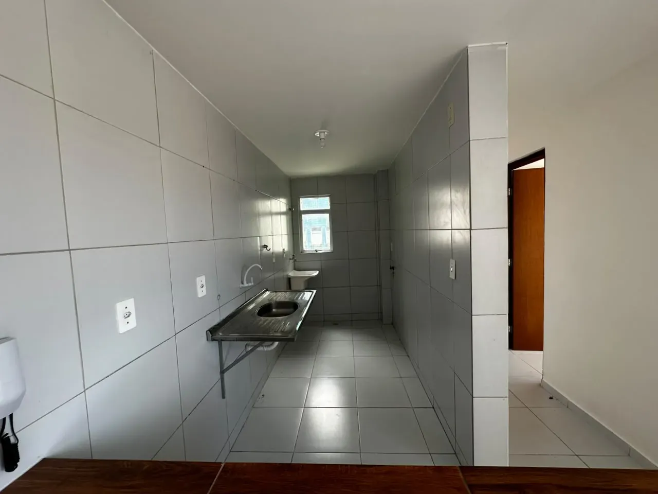 Apartamento de 2 quartos em condomínio com piscina — photo 9