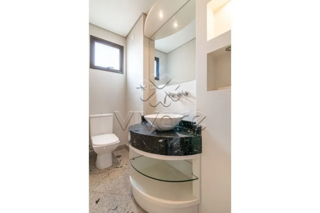 249 m² apartment with 3 bedrooms and a balcony BBQ — photo 8