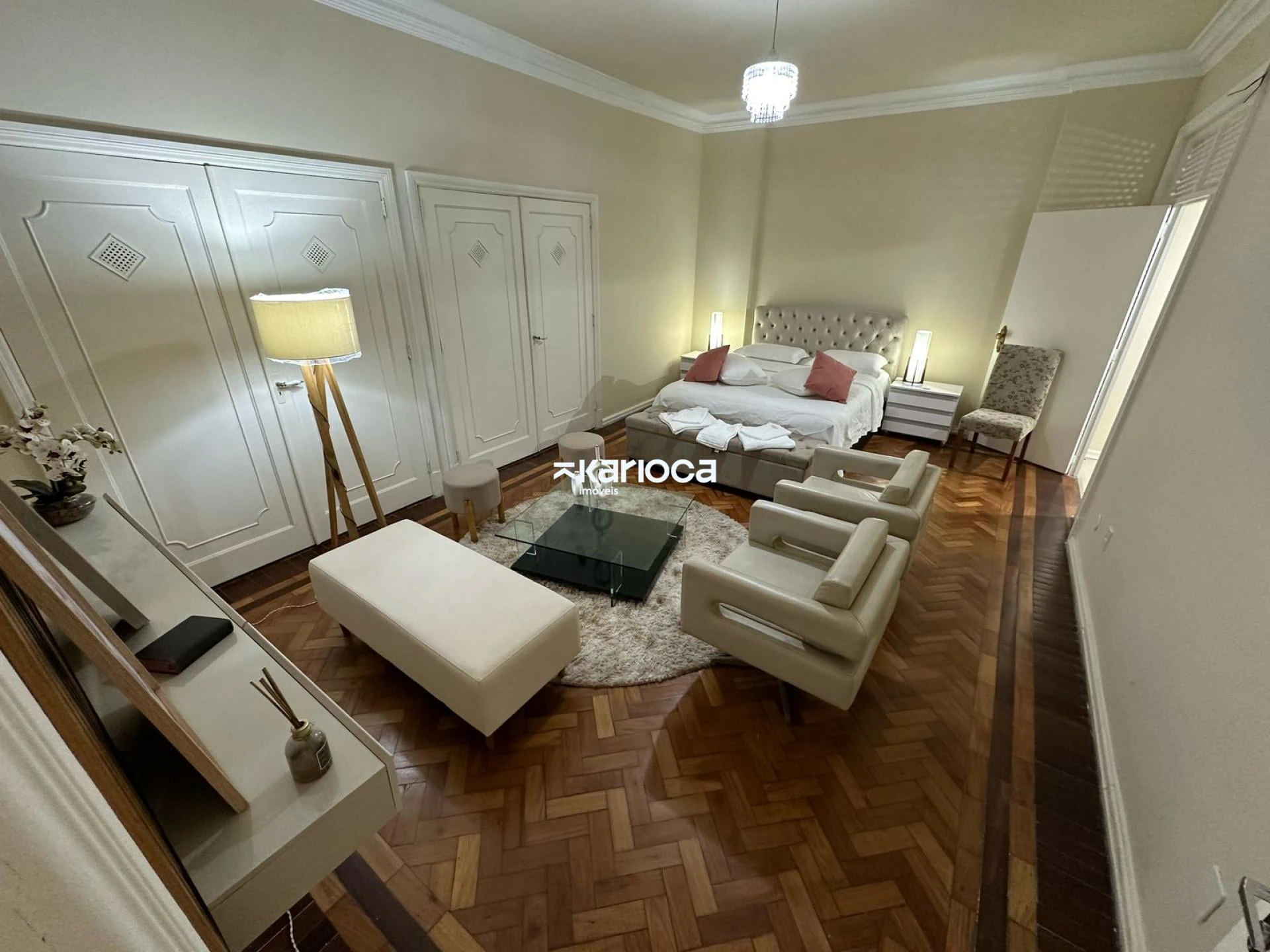 Furnished 4-bedroom apartment with 4 bathrooms — photo 3