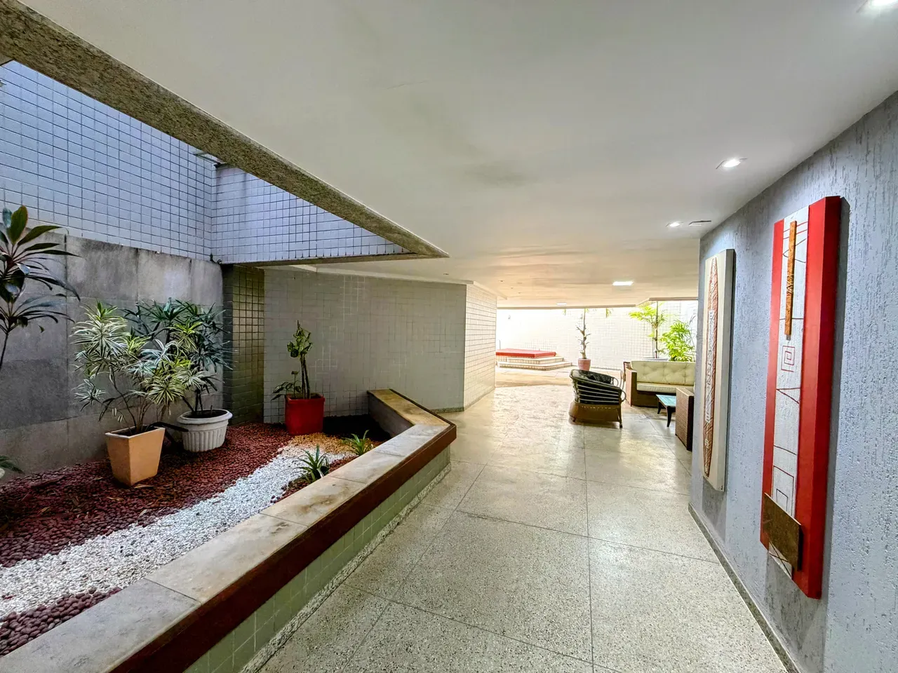 3-bedroom apartment with glass-enclosed balcony and 4 baths — photo 35