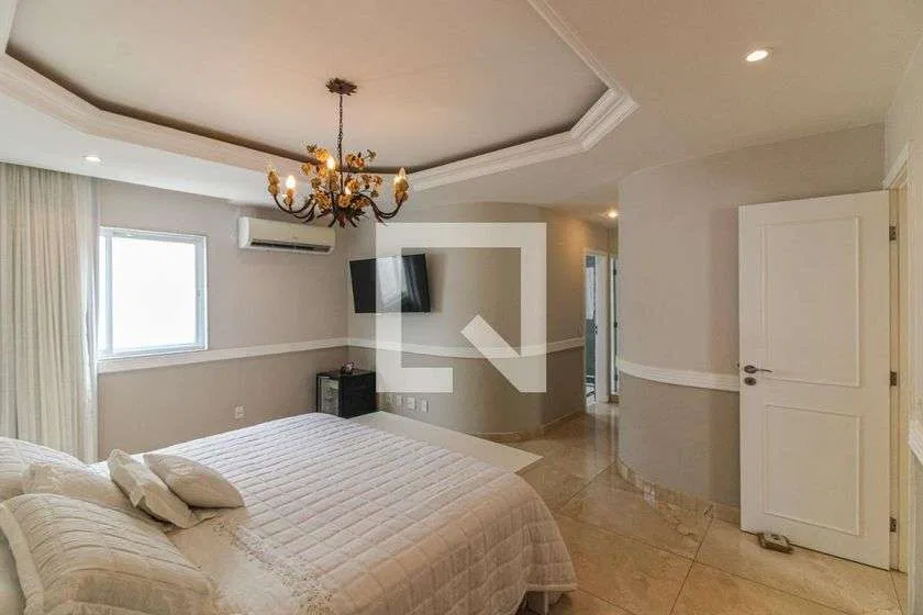 Apartment, 333 m², with a walk-in closet — photo 4