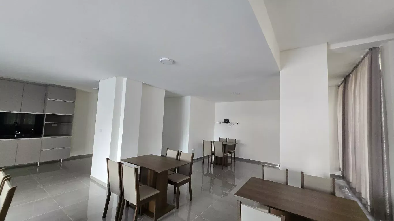 Apartment on the 6th floor with a washing machine — photo 19