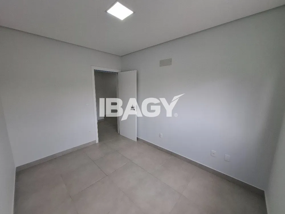 125 m² unfurnished apartment with 3 bedrooms — photo 8