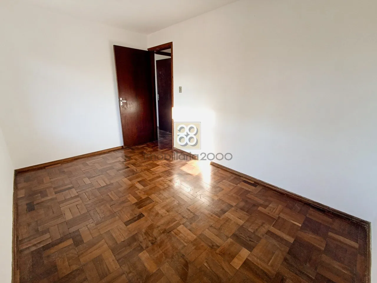 Wood or laminate floors in a 3-bedroom apartment, 60 m² — photo 16