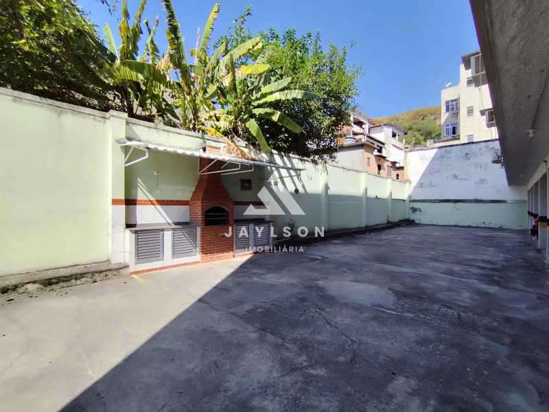 Apartment with 2 bedrooms and 2 bathrooms — photo 21