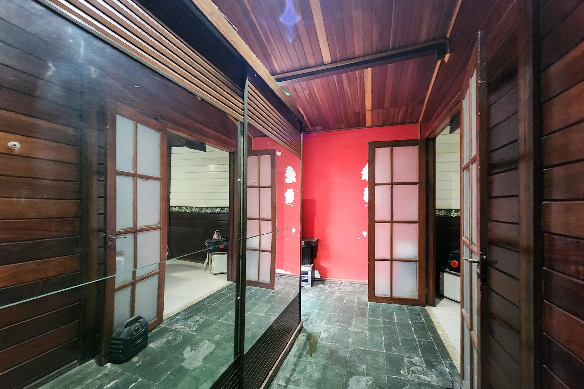 Furnished house with 3 bedrooms, 1 bathroom and parking — photo 23