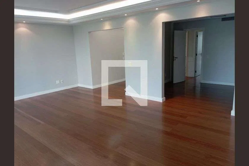 250 m² apartment with 4 bedrooms and 3 parking spots — photo 25