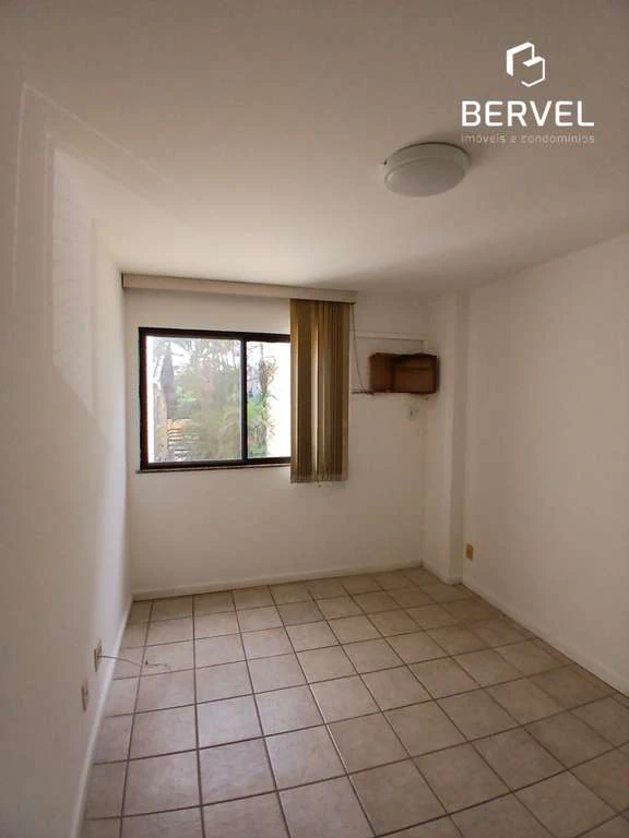 2-bedroom apartment with private BBQ and 1 parking spot — photo 8