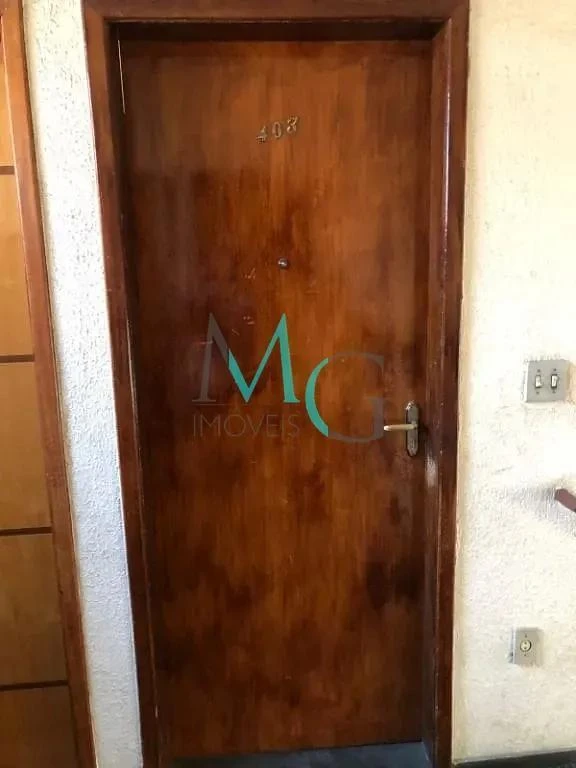Unfurnished 2-bedroom apartment with a closed gas kitchen — photo 12