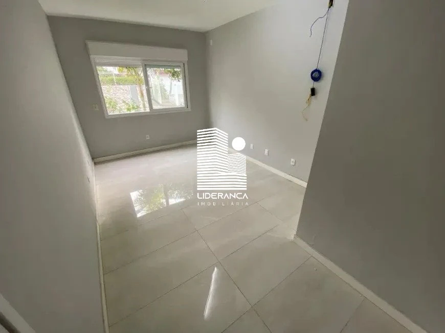 4-bedroom house with private garden and BBQ area — photo 12