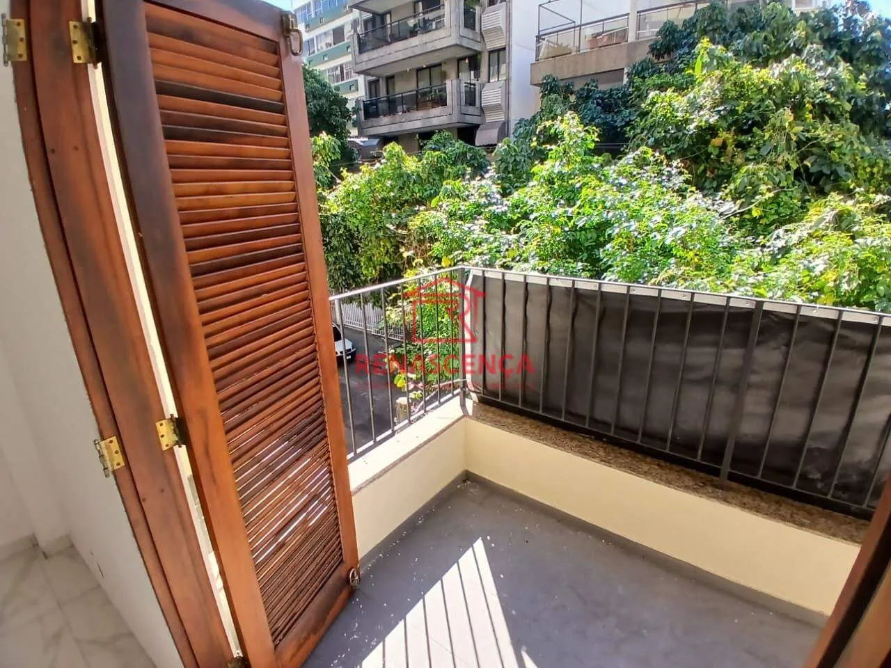 Casa com 5 quartos e 5 banheiros, vaga para 4 carros — photo 14