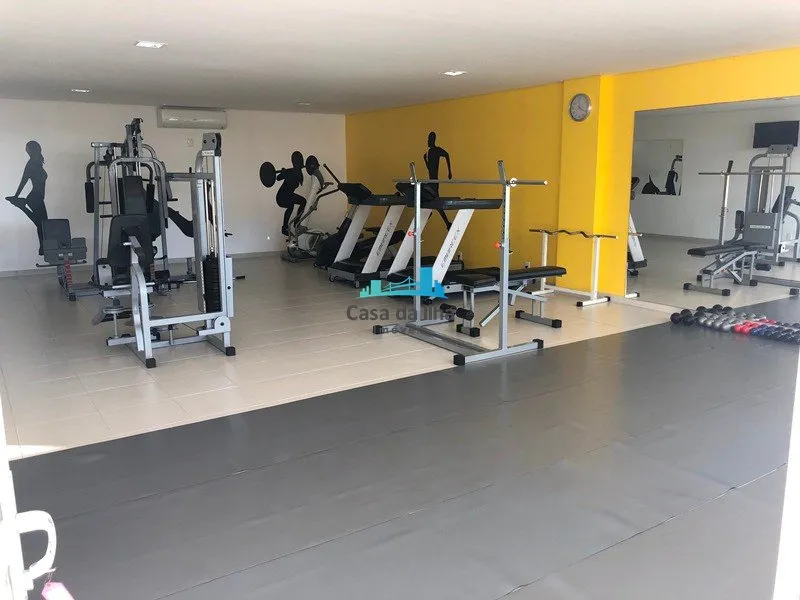 Квартира з 3 спальнями з власною ванною і 216 м² — photo 10