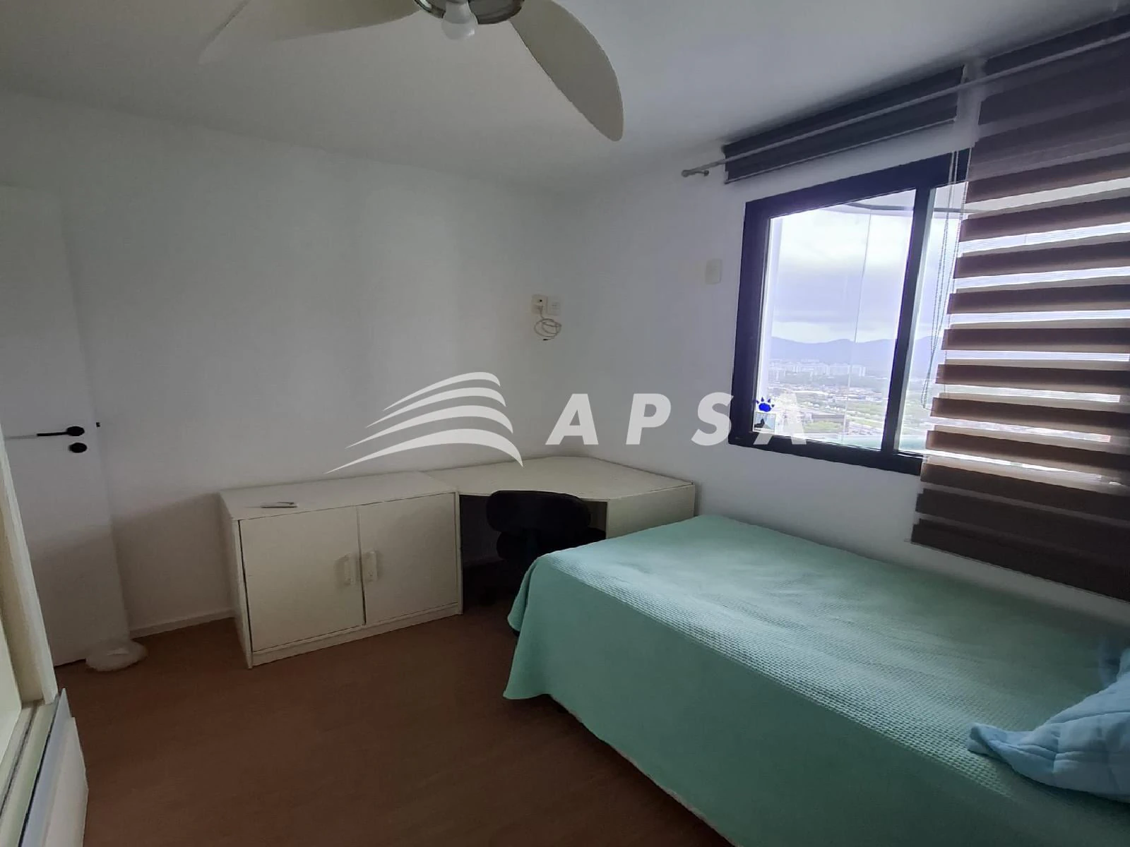 Mountain view in a 3-bedroom apartment, 80 m² — photo 10