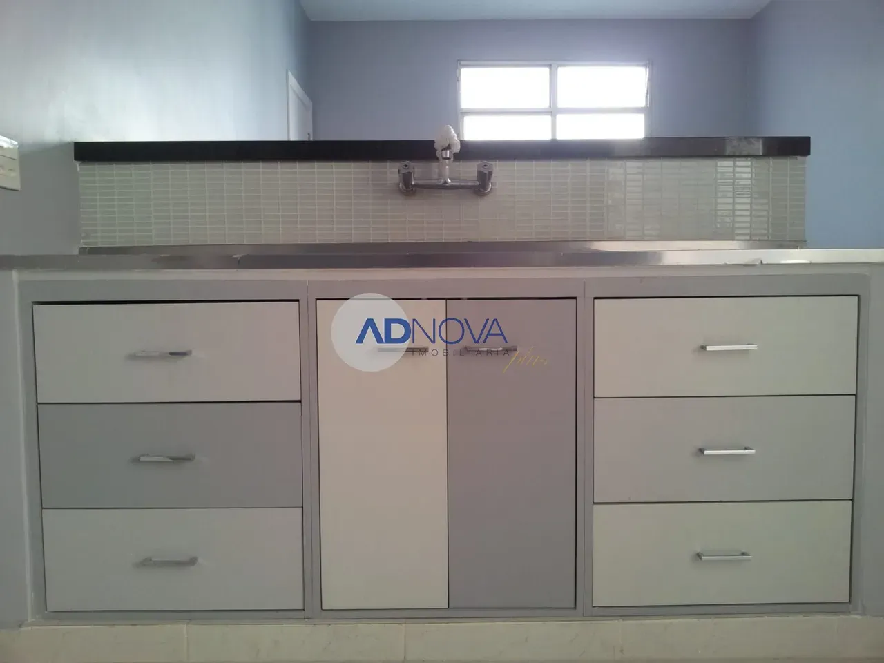 1-bedroom apartment with open-plan kitchen and 48 m² — photo 5