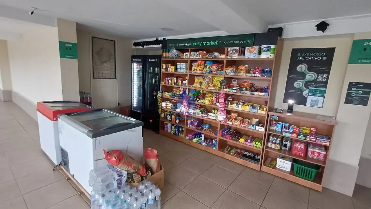Застеклённый балкон и 3 спальни: квартира 80 м² — photo 26