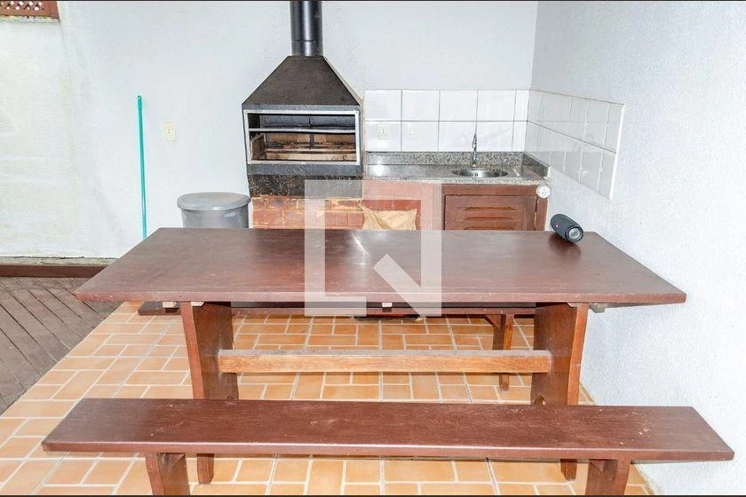 Furnished house for rent with 4 bedrooms and a pool — photo 3