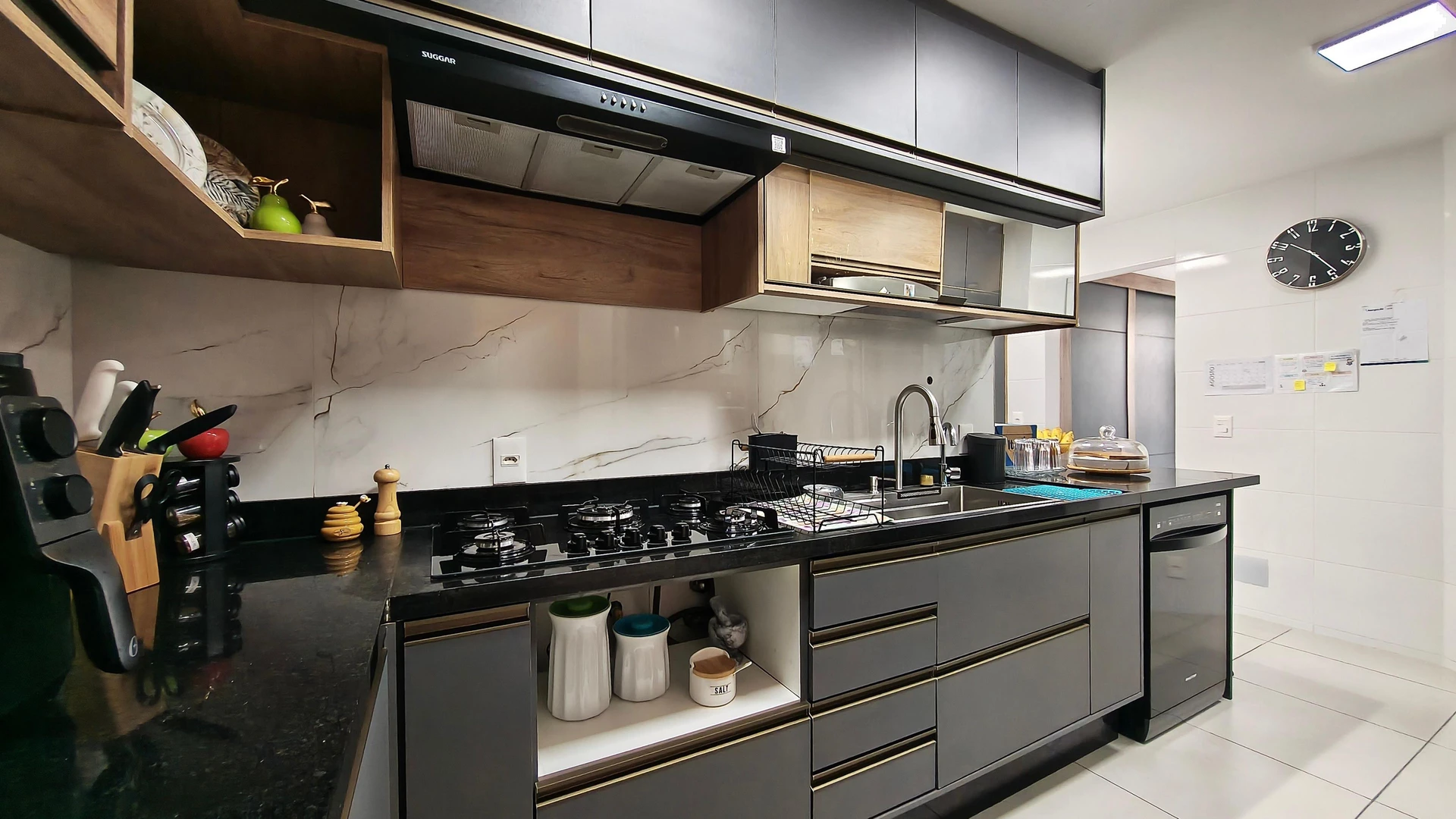 Apartamento mobiliado com 3 suítes e varanda com churrasqueira — photo 20
