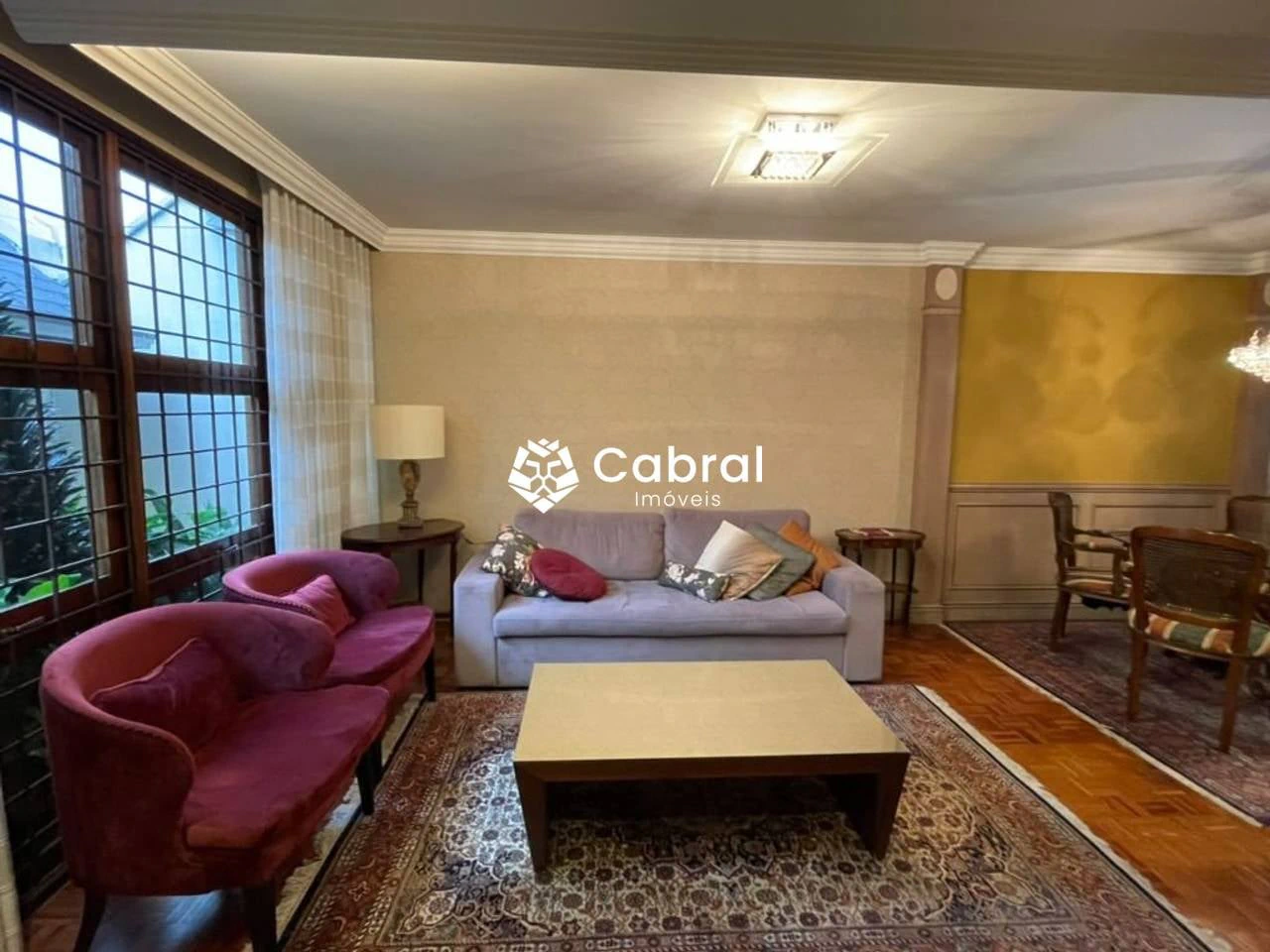 3-bedroom house with private garden and 4 parking spots