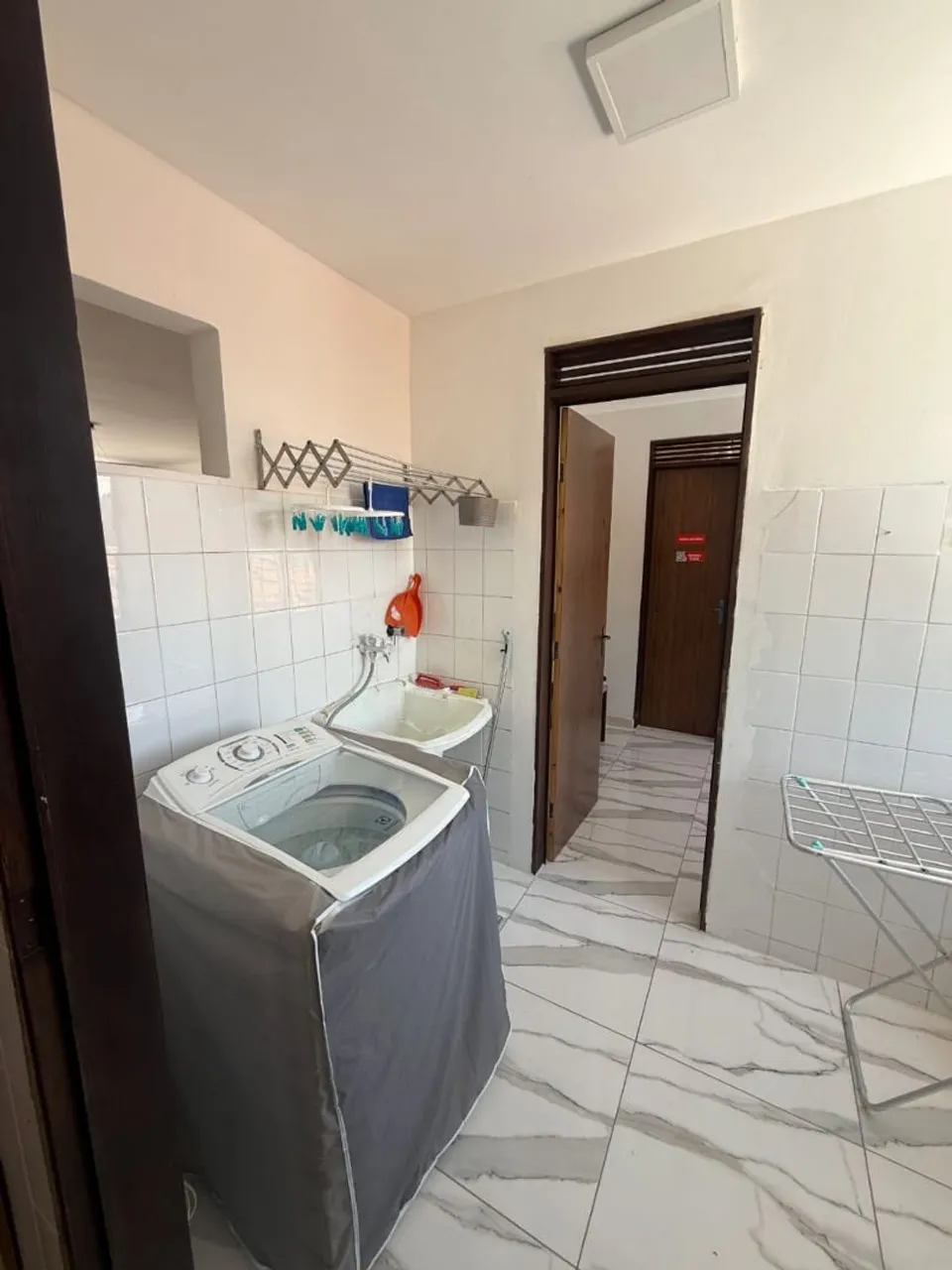 Обставлена квартира з 3 спальнями та 2 ванними — photo 2