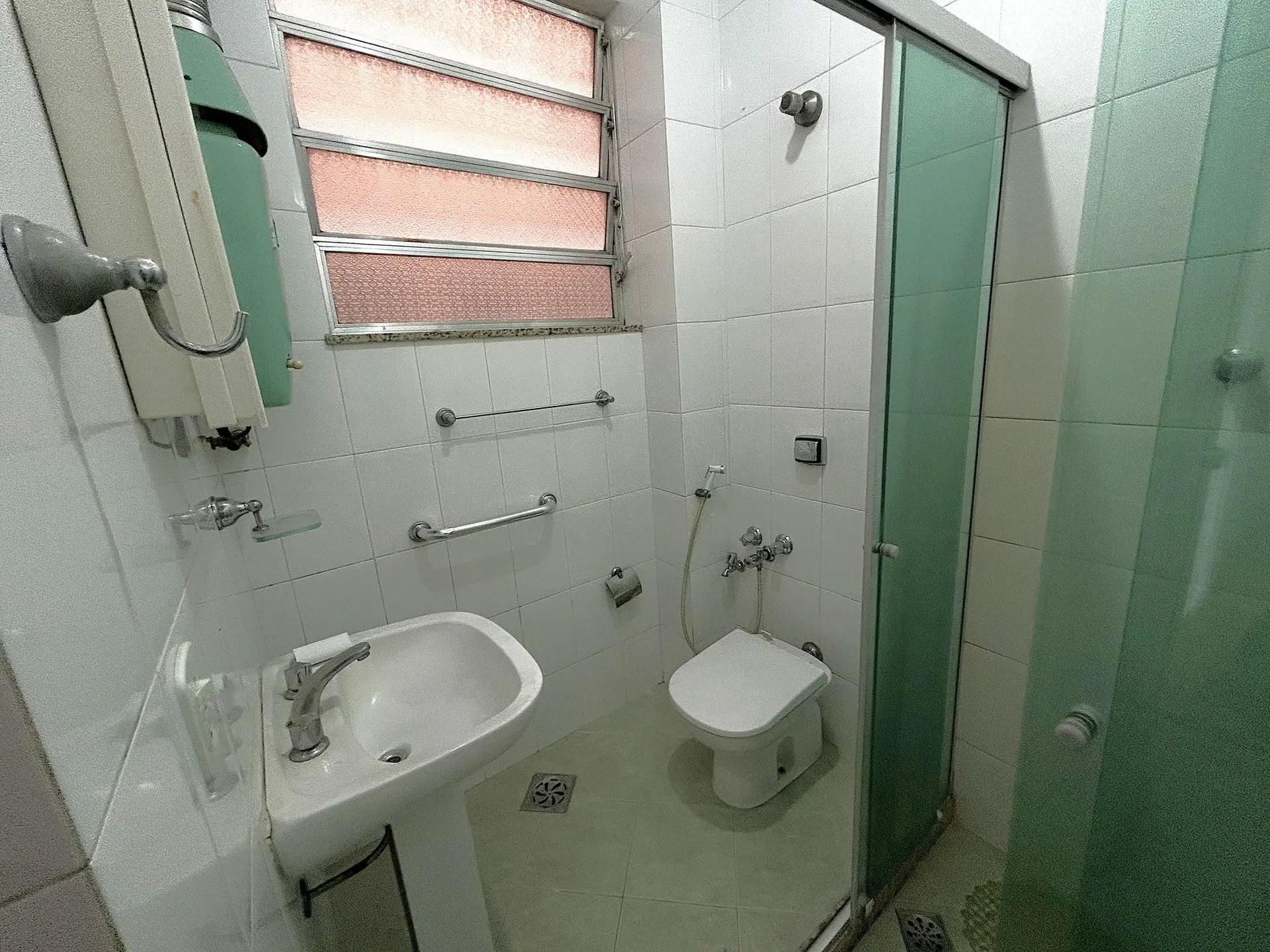 Apartamento sem mobília com 2 quartos e 1 banheiro — photo 9