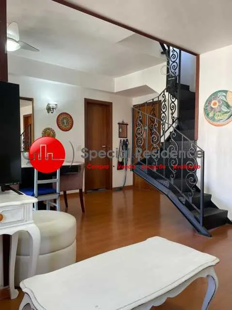 Home office in a 3-bedroom apartment, 156 m² — photo 21