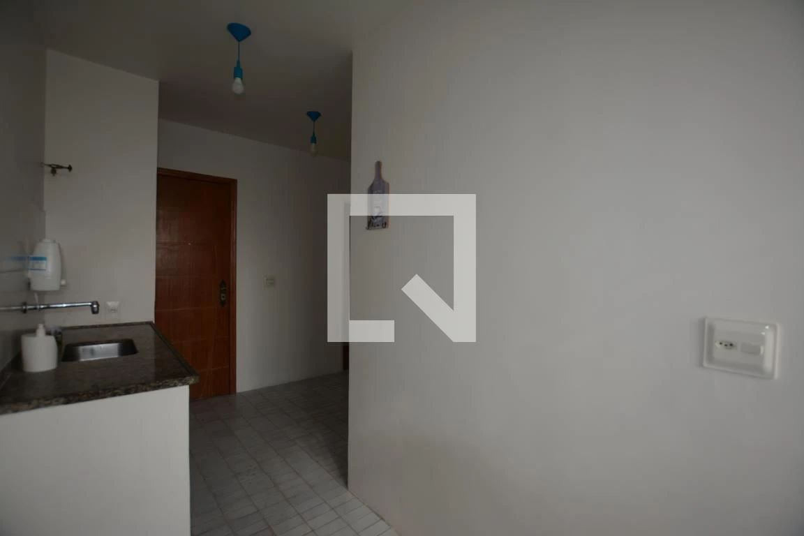 60 m² apartment with a walk-in closet and a private BBQ — photo 18