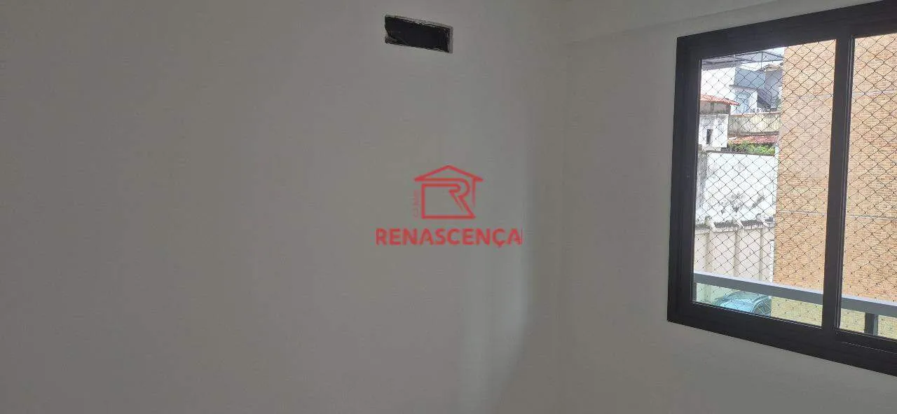 2-bedroom apartment in a building with a gym — photo 4