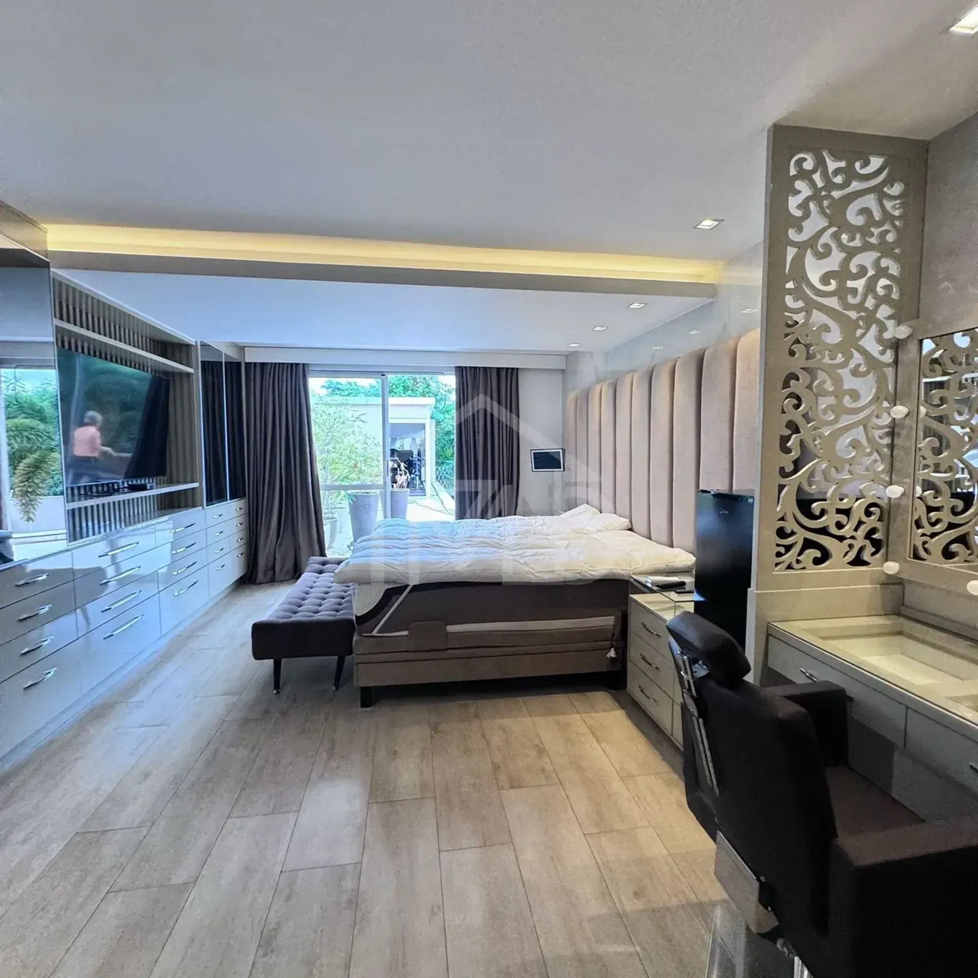 Furnished house with 4 bedrooms and 5 bathrooms, open kitchen — photo 31