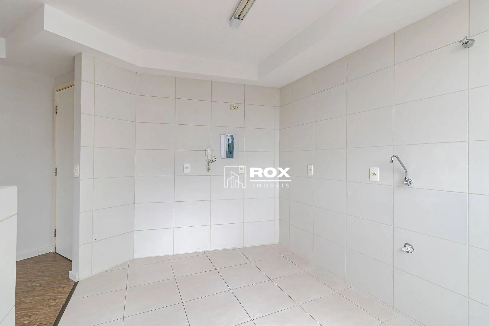 Unfurnished apartment with 2 bedrooms and 99 m² — photo 20
