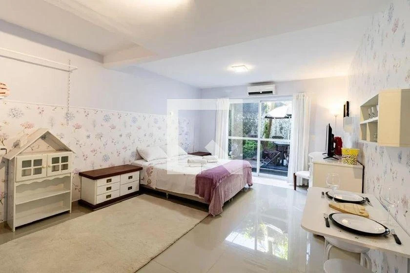 Furnished house with 4 bedrooms and an open kitchen — photo 8