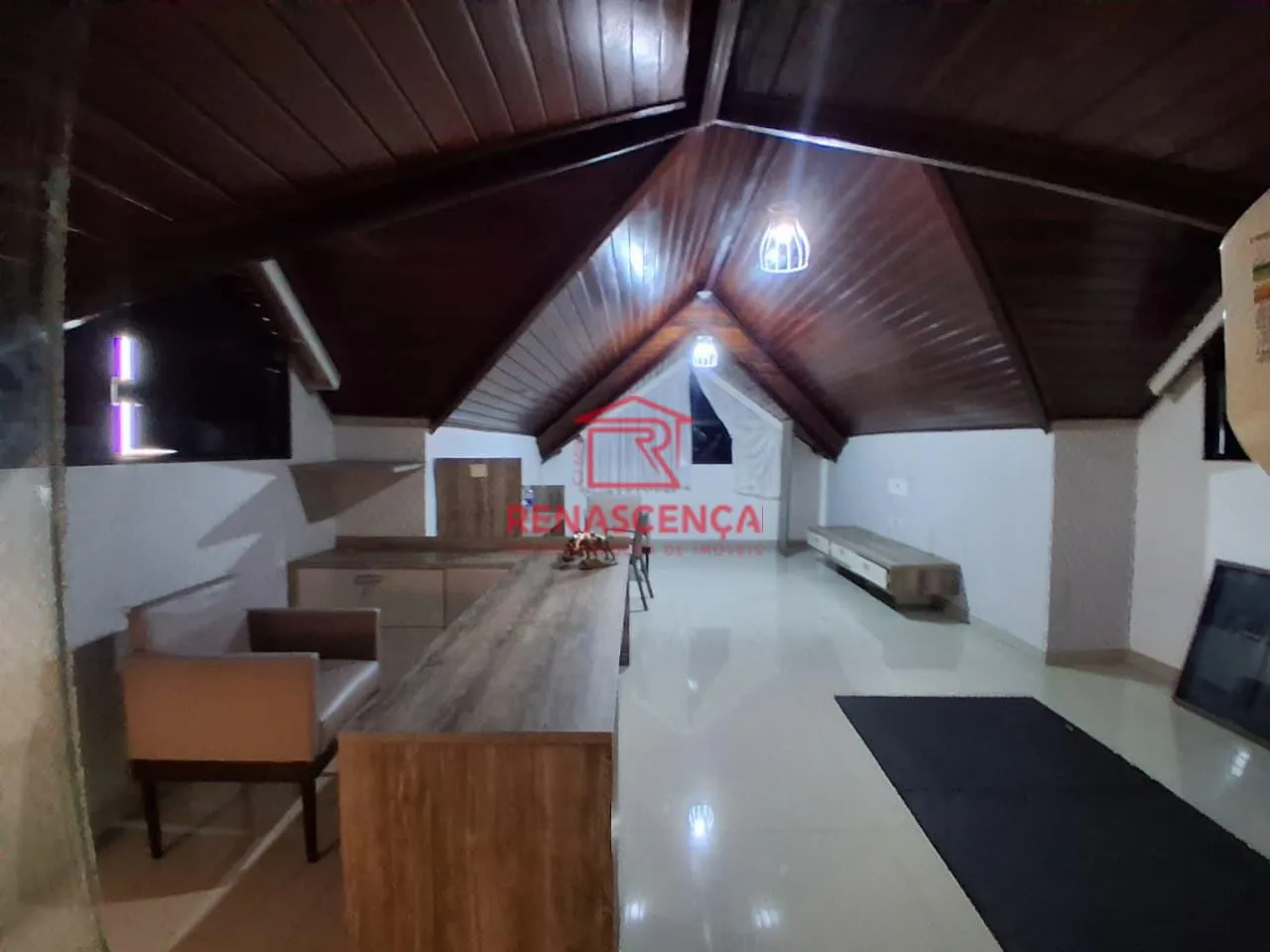 Гардеробная и 4 спальни: дом 323 м² — photo 22