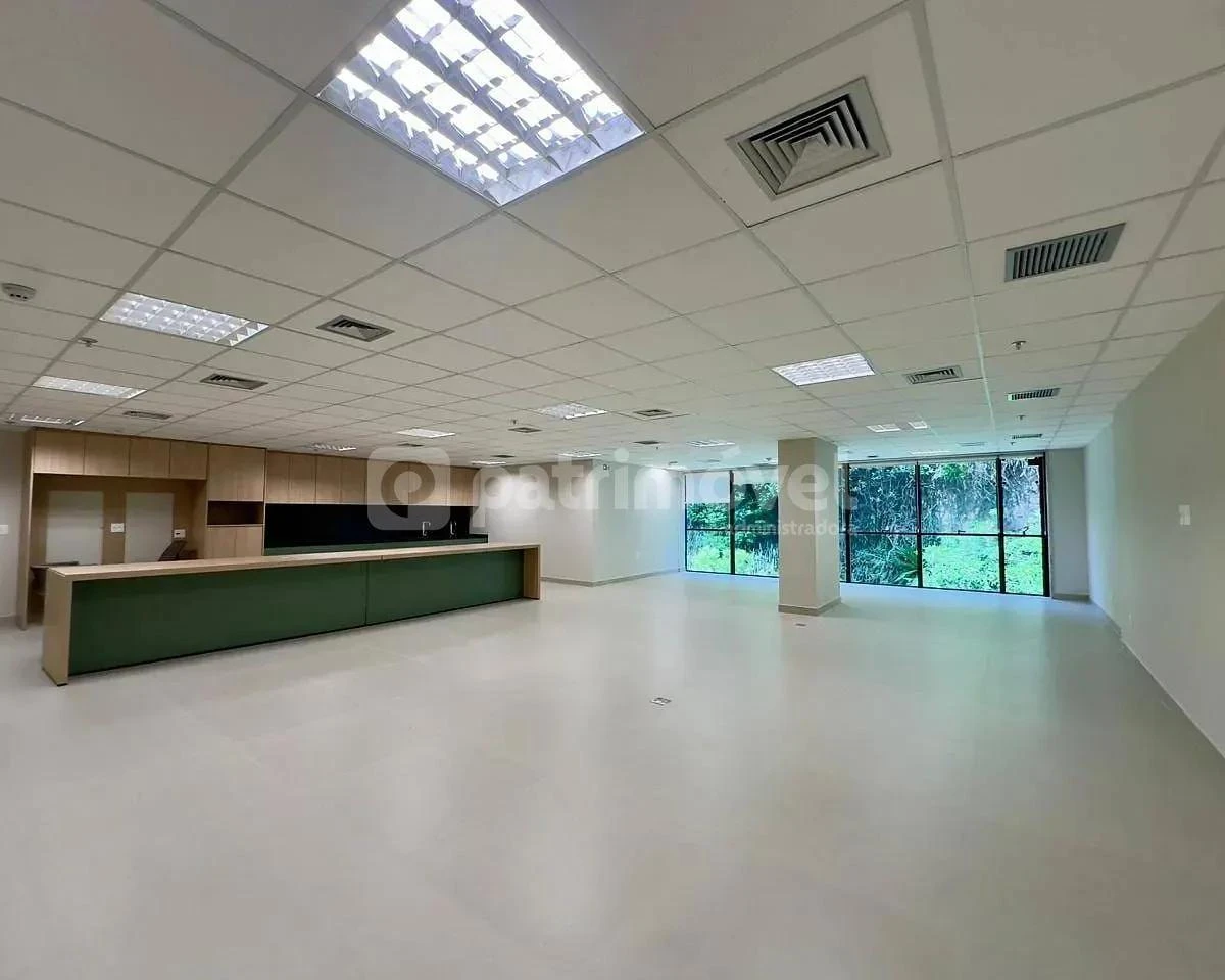Немеблированная квартира 780 м²: 1 спальня и 6 санузлов — photo 4