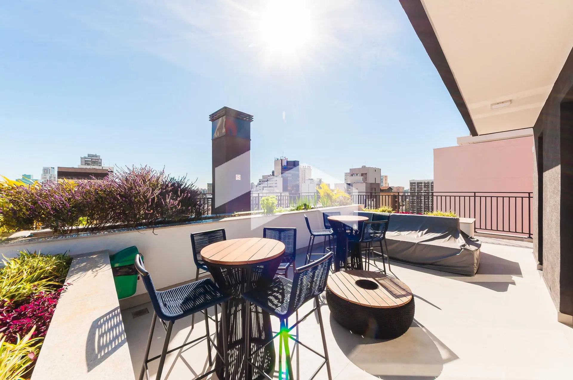 Furnished 26 m² apartment with 1 bedroom and private BBQ — photo 18