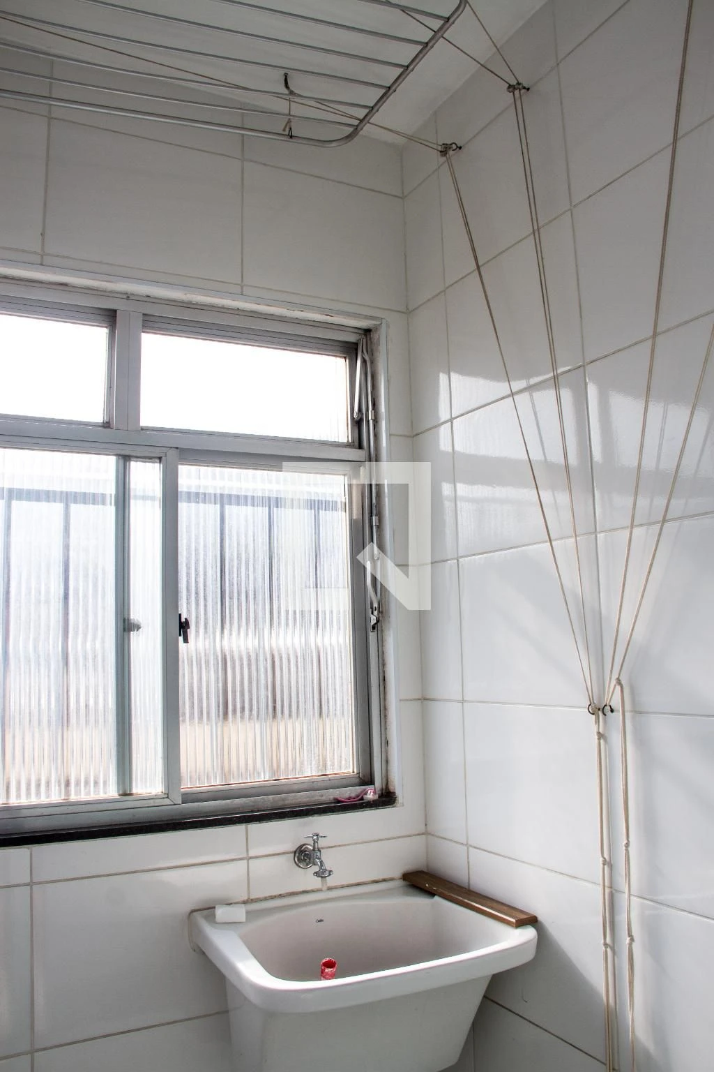 Unfurnished 2-bedroom apartment with 2 bathrooms and parking — photo 34